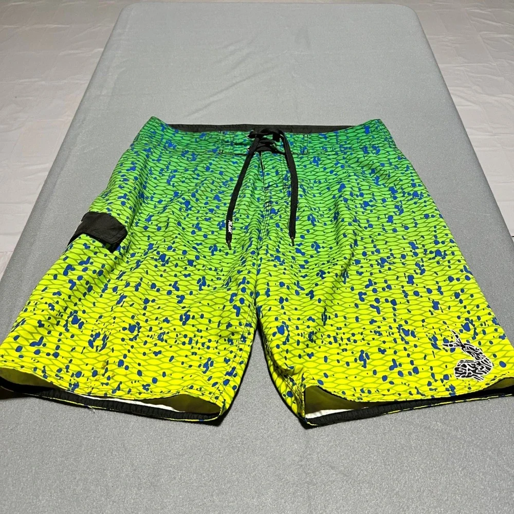 Pelagic Mens Mahi Fish Scale Board Shorts Green Blue Splatter Size 32 235-G